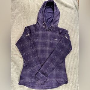Nike Womens Medium Dri-Fit Element Pullover Hoodie Running Long Sleeve Purple